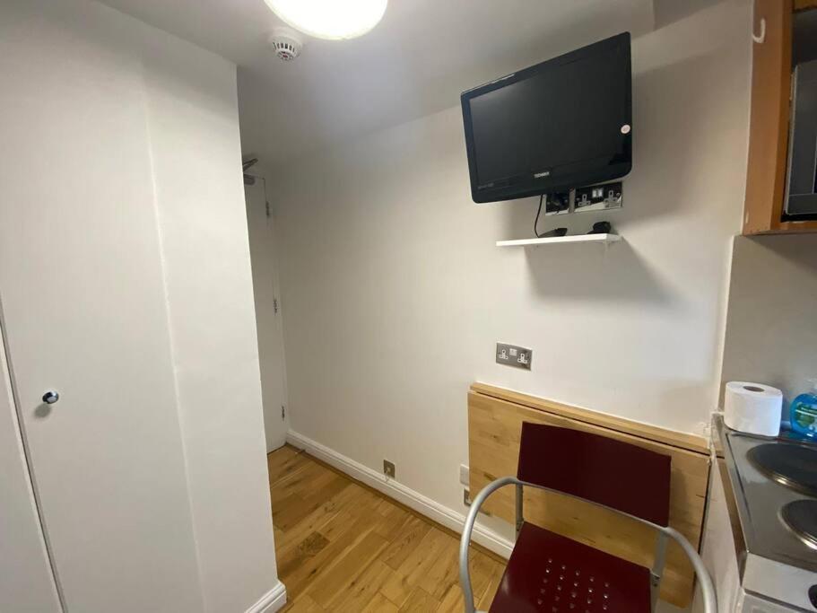 F14- Single Studio Shared Shower/Toilet Near Paddington ลอนดอน ภายนอก รูปภาพ